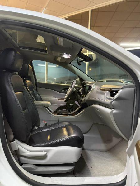 2017 GMC Acadia SLE-2