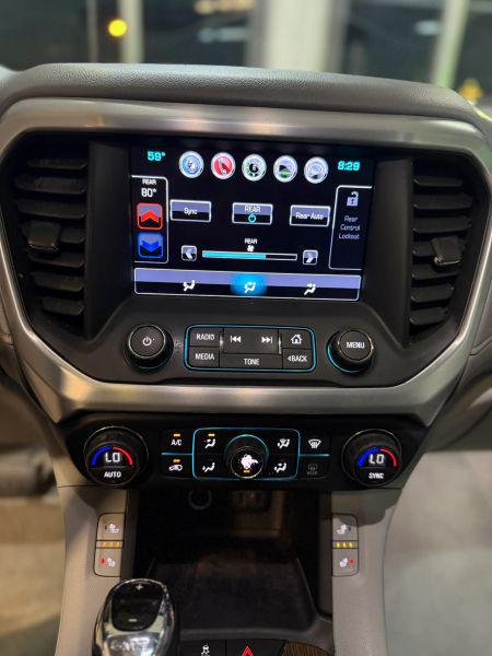 2017 GMC Acadia SLE-2