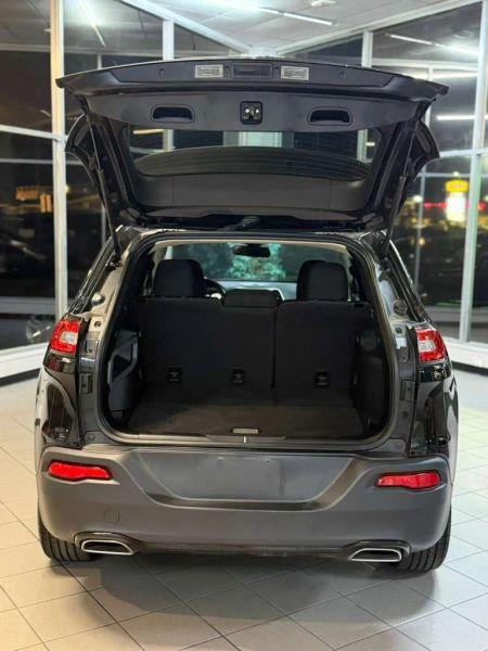 2018 Jeep Cherokee Latitude FWD
