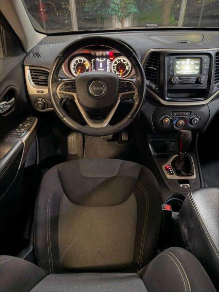 2018 Jeep Cherokee Latitude FWD