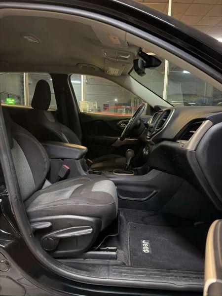 2018 Jeep Cherokee Latitude FWD