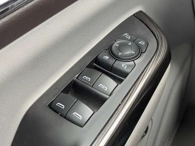 2021 GMC Acadia FWD SLT