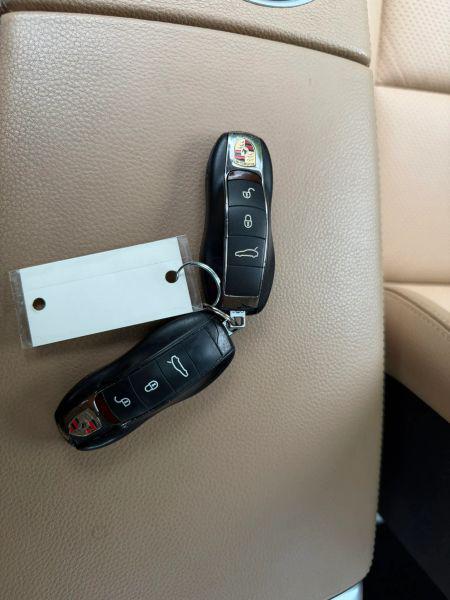 2013 Porsche Panamera 4