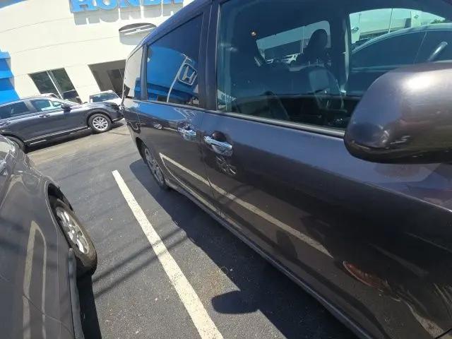 2018 Toyota Sienna SE 8 Passenger