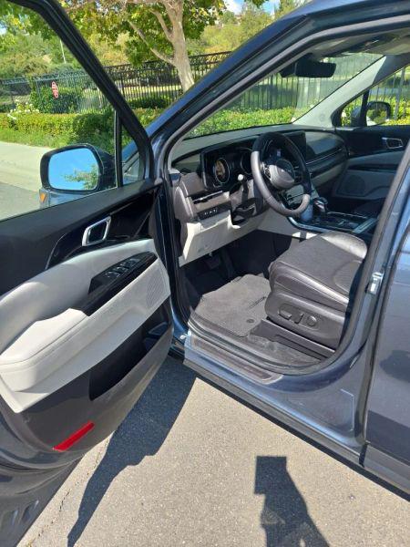 2023 Kia Carnival MPV EX