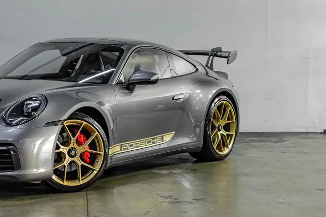 2020 Porsche 911 Carrera 4