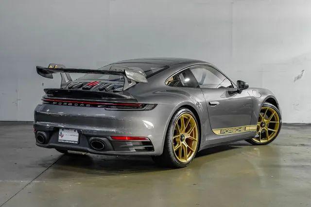 2020 Porsche 911 Carrera 4