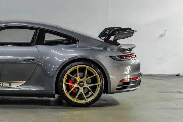 2020 Porsche 911 Carrera 4
