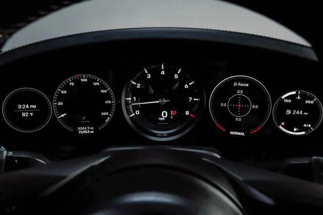 2020 Porsche 911 Carrera 4