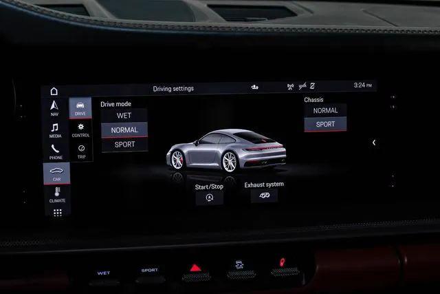 2020 Porsche 911 Carrera 4