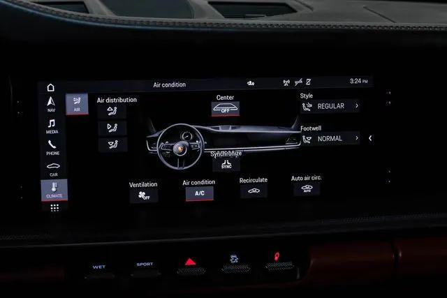 2020 Porsche 911 Carrera 4