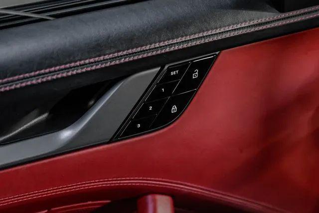 2020 Porsche 911 Carrera 4