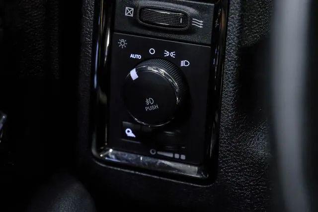2018 Ram 2500 Laramie Crew Cab 4x4 6'4" Box