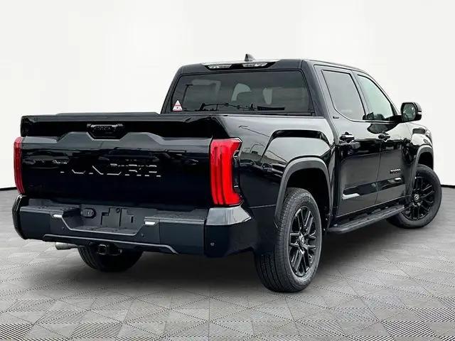 2026 Toyota Tundra Limited CrewMax 5.5' Bed