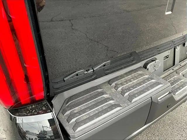 2026 Toyota Tundra Limited CrewMax 5.5' Bed