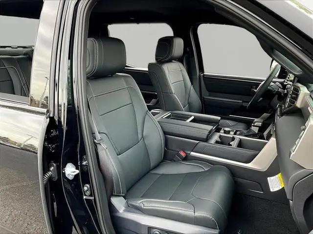 2026 Toyota Tundra Limited CrewMax 5.5' Bed