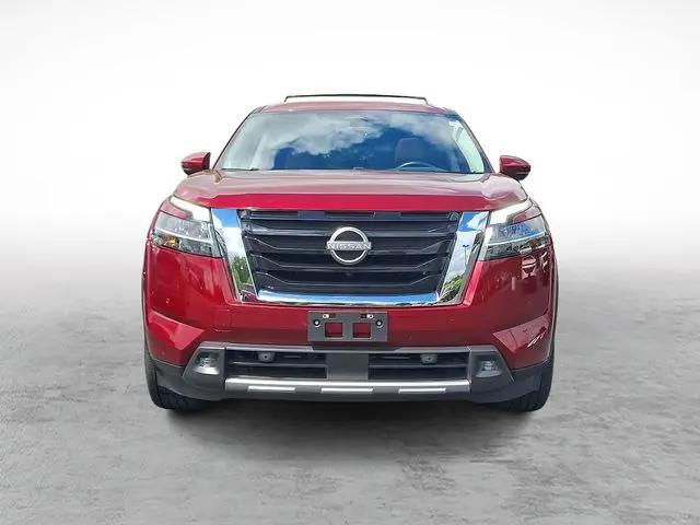 2022 Nissan Pathfinder Platinum 4WD