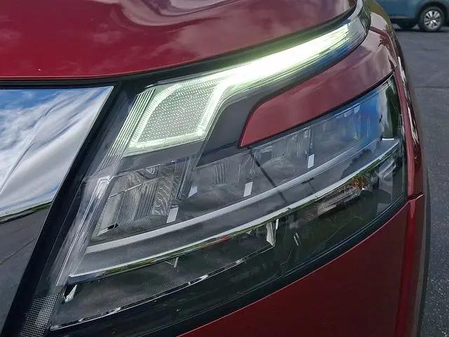 2022 Nissan Pathfinder Platinum 4WD