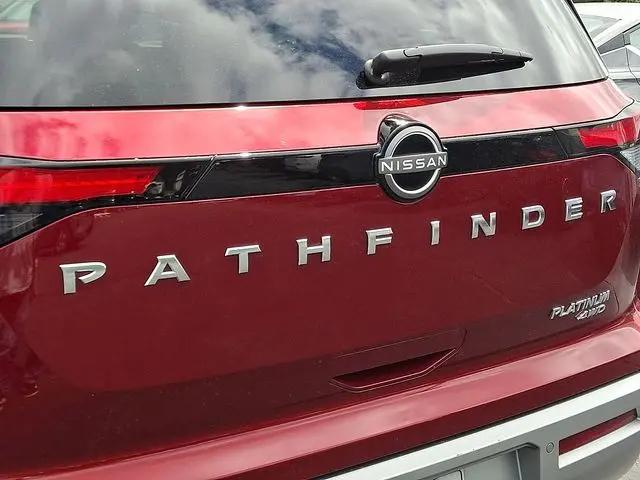 2022 Nissan Pathfinder Platinum 4WD