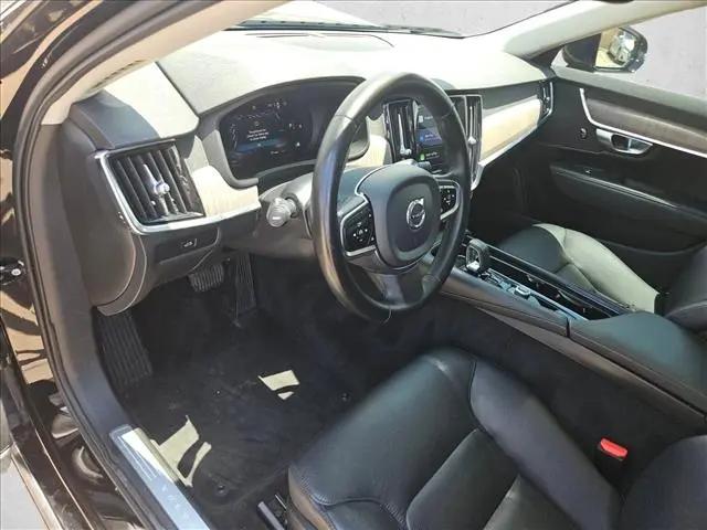 2023 Volvo S90 B6 Plus