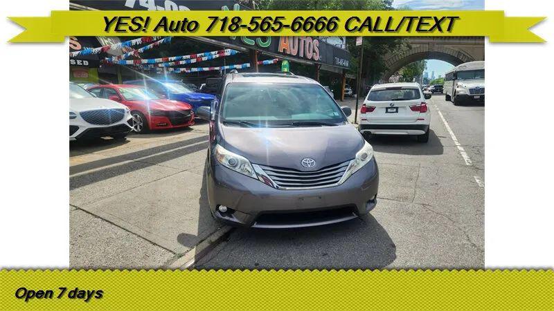 2015 Toyota Sienna XLE 7 Passenger