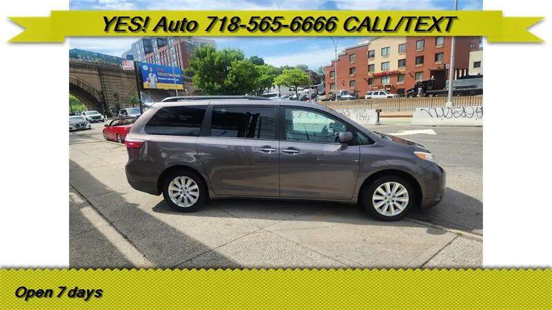 2015 Toyota Sienna XLE 7 Passenger