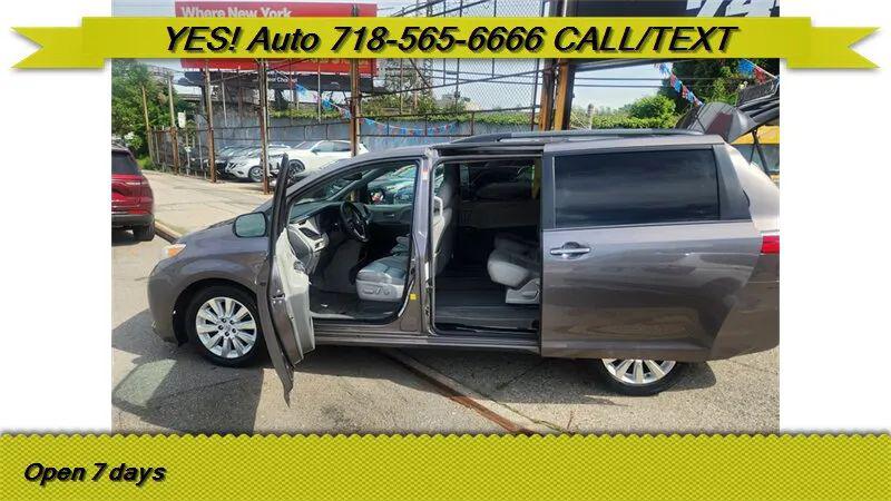 2015 Toyota Sienna XLE 7 Passenger