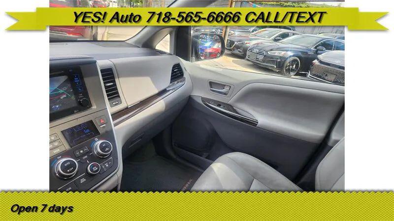 2015 Toyota Sienna XLE 7 Passenger