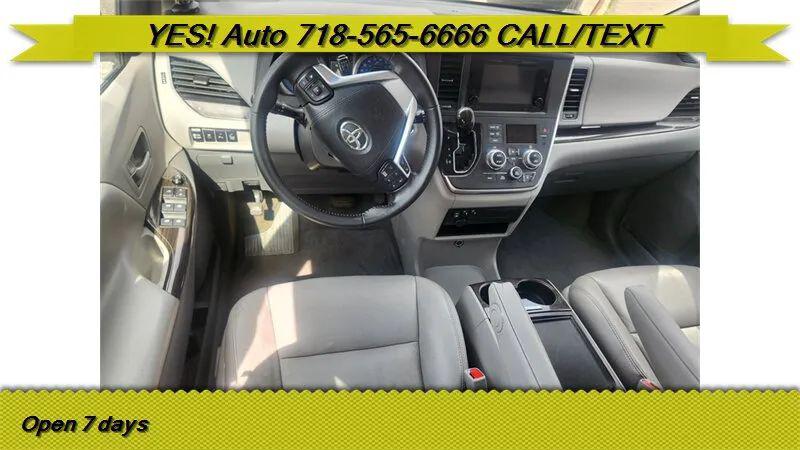2015 Toyota Sienna XLE 7 Passenger