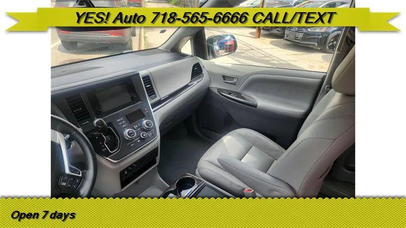 2015 Toyota Sienna XLE 7 Passenger