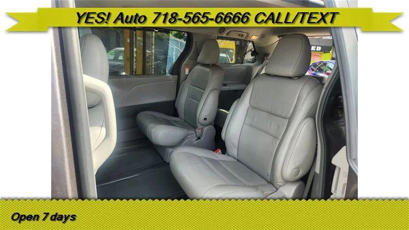 2015 Toyota Sienna XLE 7 Passenger