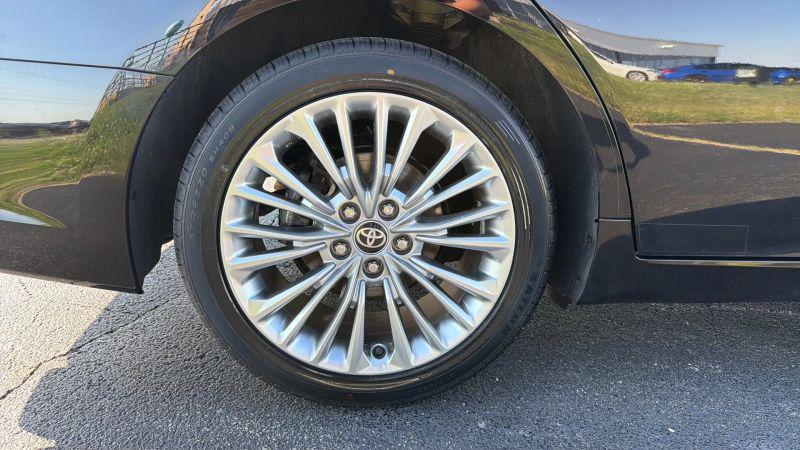 2021 Toyota Avalon Limited