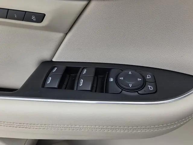 2021 Buick Envision FWD Essence