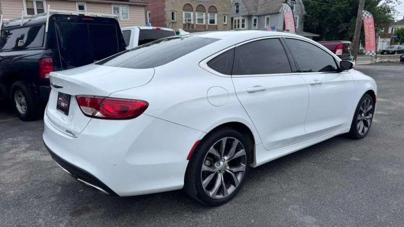 2015 Chrysler 200 C