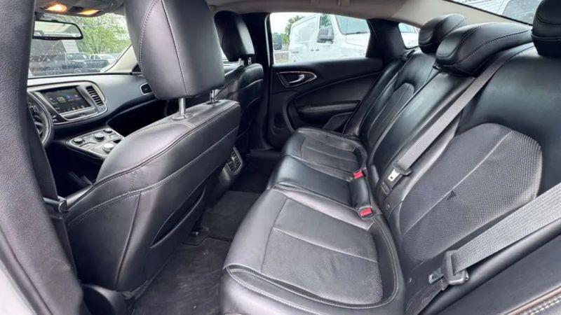 2015 Chrysler 200 C