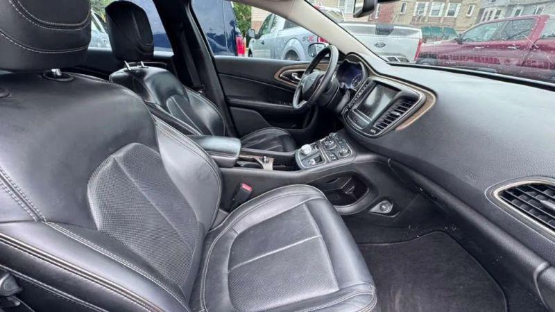2015 Chrysler 200 C