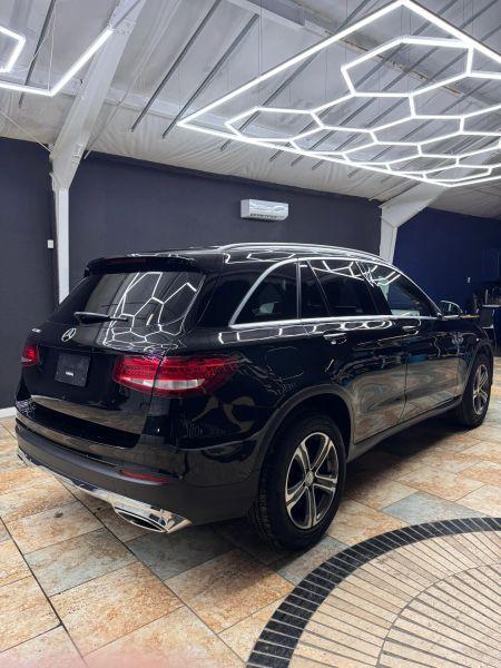 2017 Mercedes-Benz GLC 300