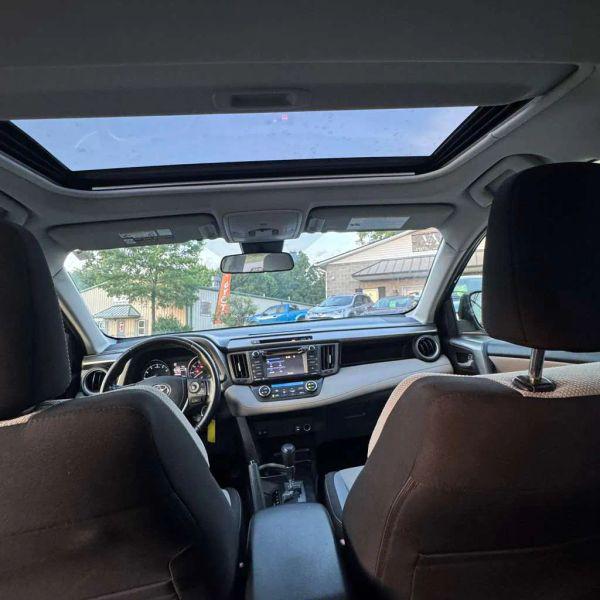2017 Toyota RAV4 XLE