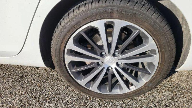 2018 Buick Regal Sportback Essence