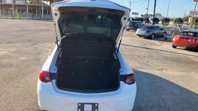 2018 Buick Regal Sportback Essence