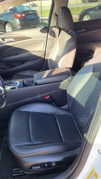 2018 Buick Regal Sportback Essence