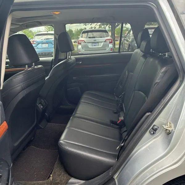 2013 Subaru Outback 2.5i Limited
