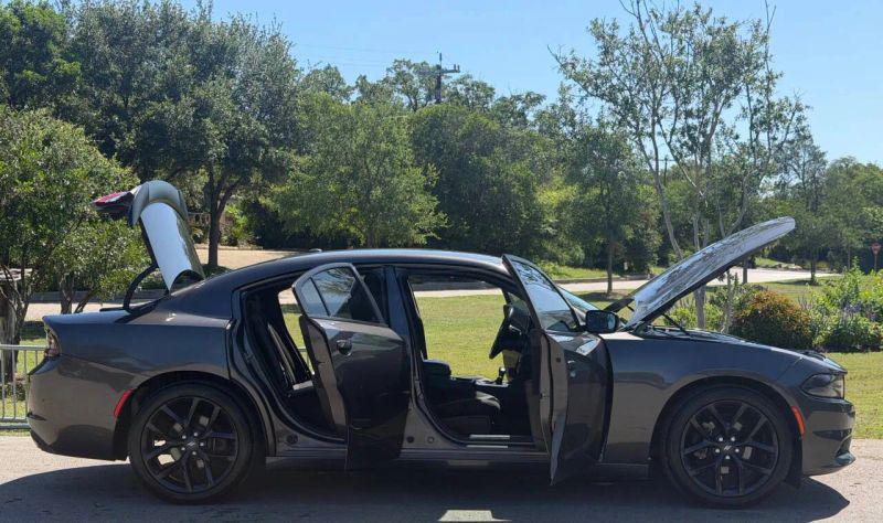 2020 Dodge Charger SXT RWD
