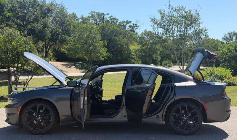 2020 Dodge Charger SXT RWD