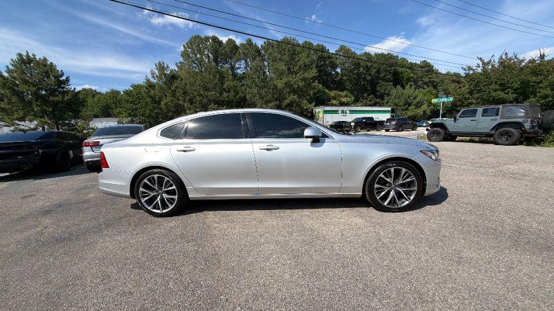 2018 Volvo S90 T5 Momentum