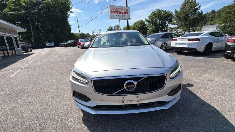 2018 Volvo S90 T5 Momentum