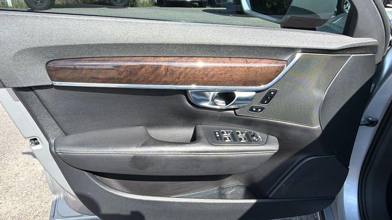 2018 Volvo S90 T5 Momentum