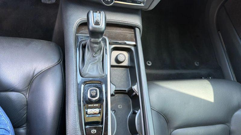 2018 Volvo S90 T5 Momentum
