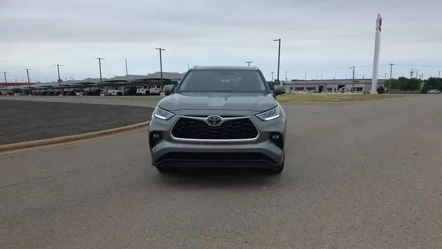 2026 Toyota Highlander Limited