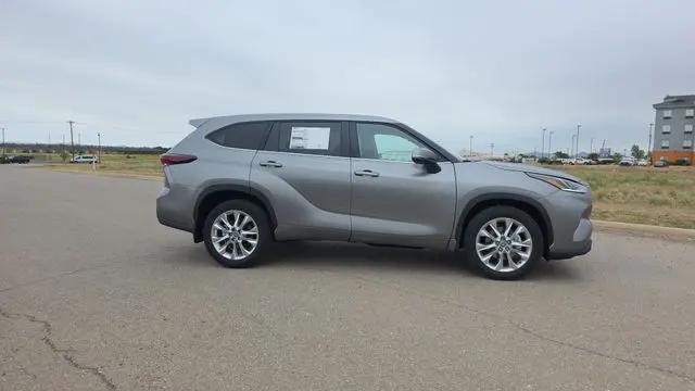 2026 Toyota Highlander Limited